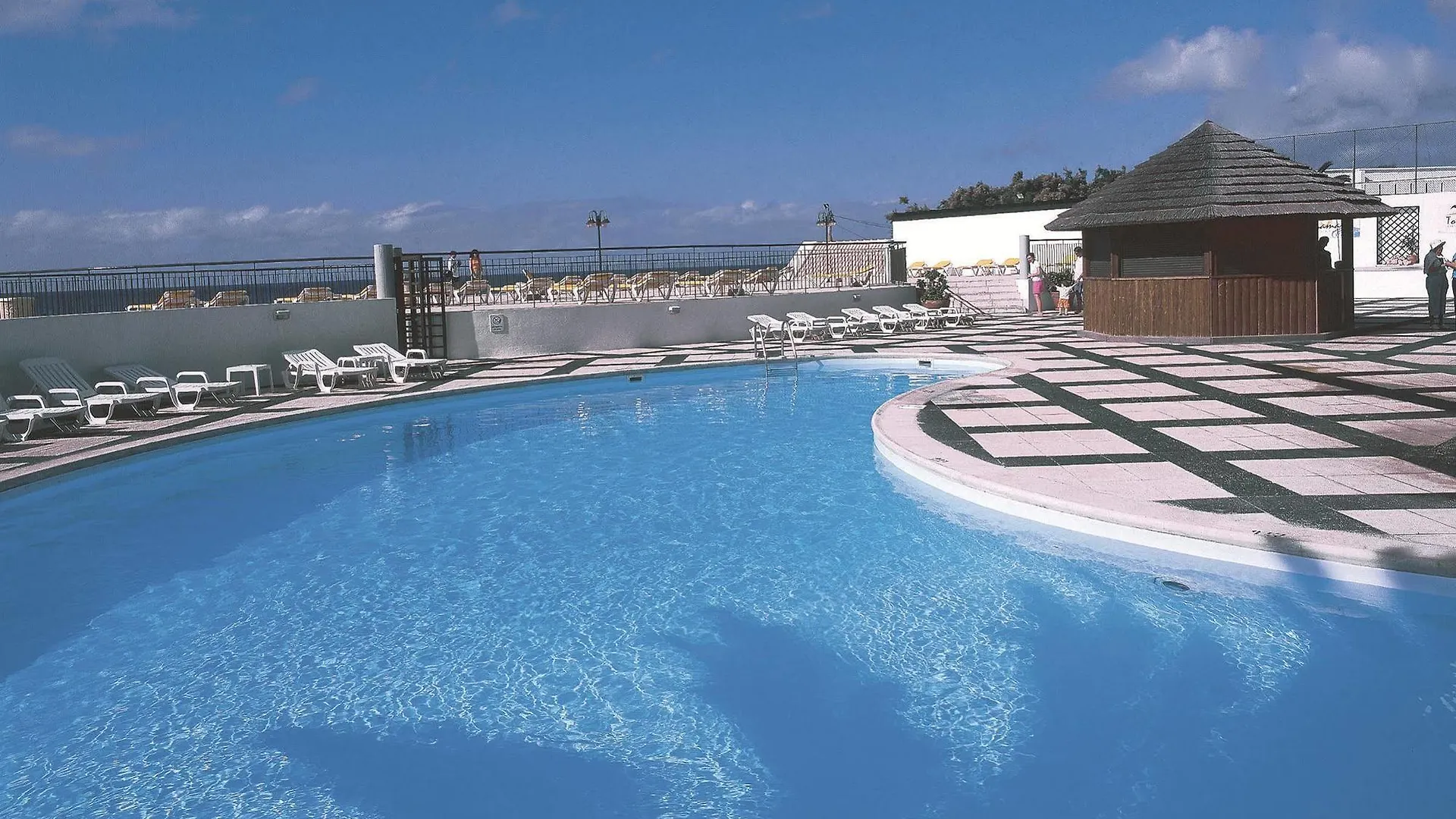 Hotel Torre Praia Porto Santo 4*,  Portugal